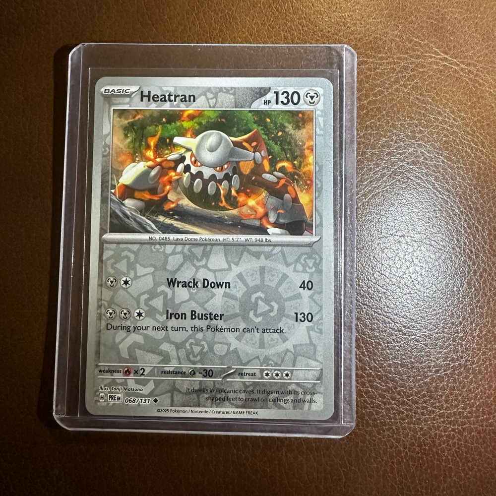 Heatran 068/131 reverse holographic card (Pokémon prismatic evolutions)